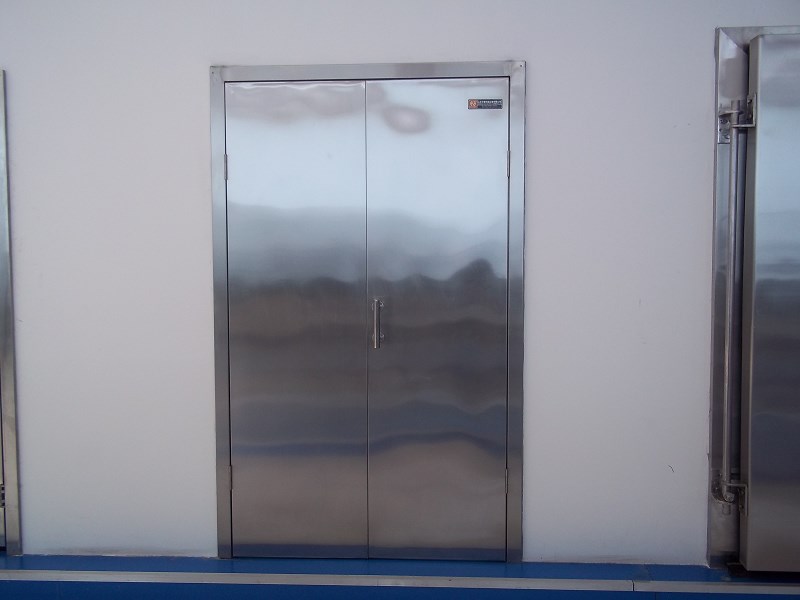 新型冷庫(kù)門是如何增強(qiáng)安全性的(圖1)